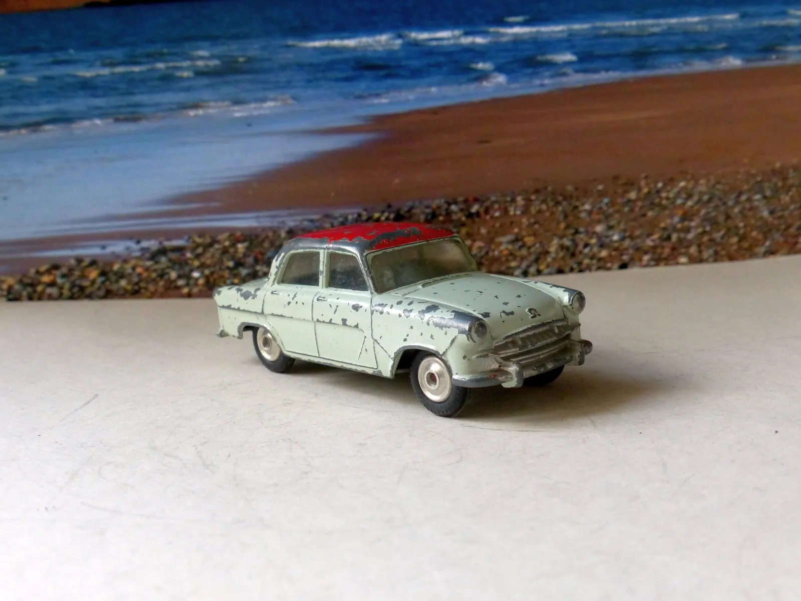 207 Standard Vanguard III with shaped wheels