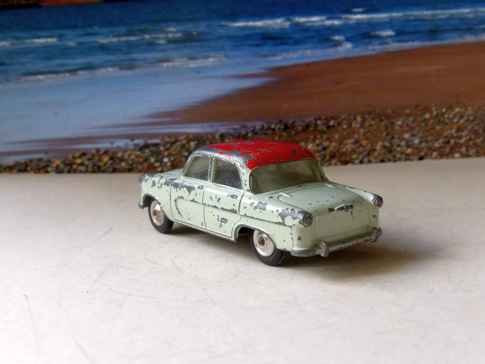 207 Standard Vanguard III with shaped wheels