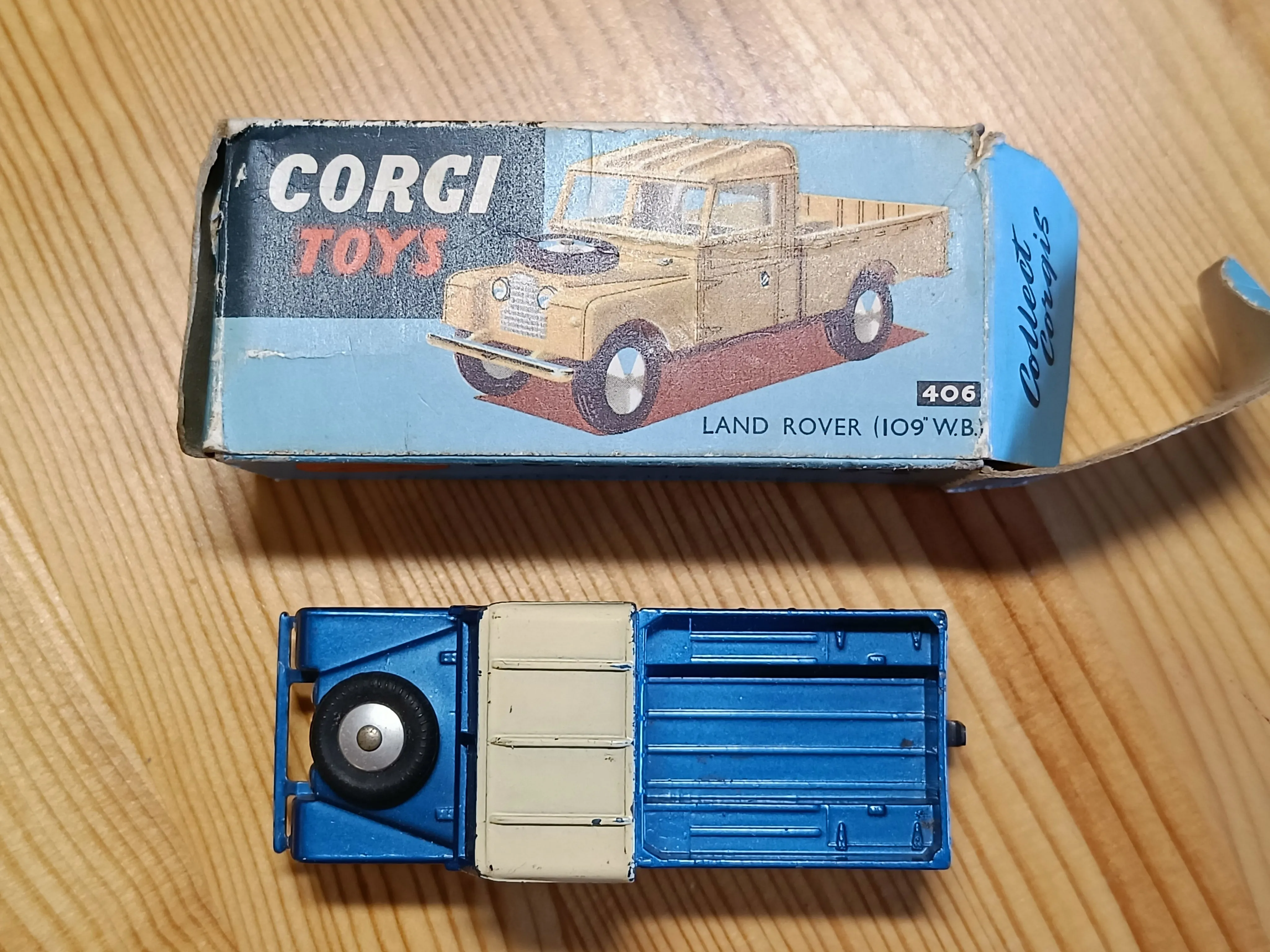 406 Land Rover with original box 4