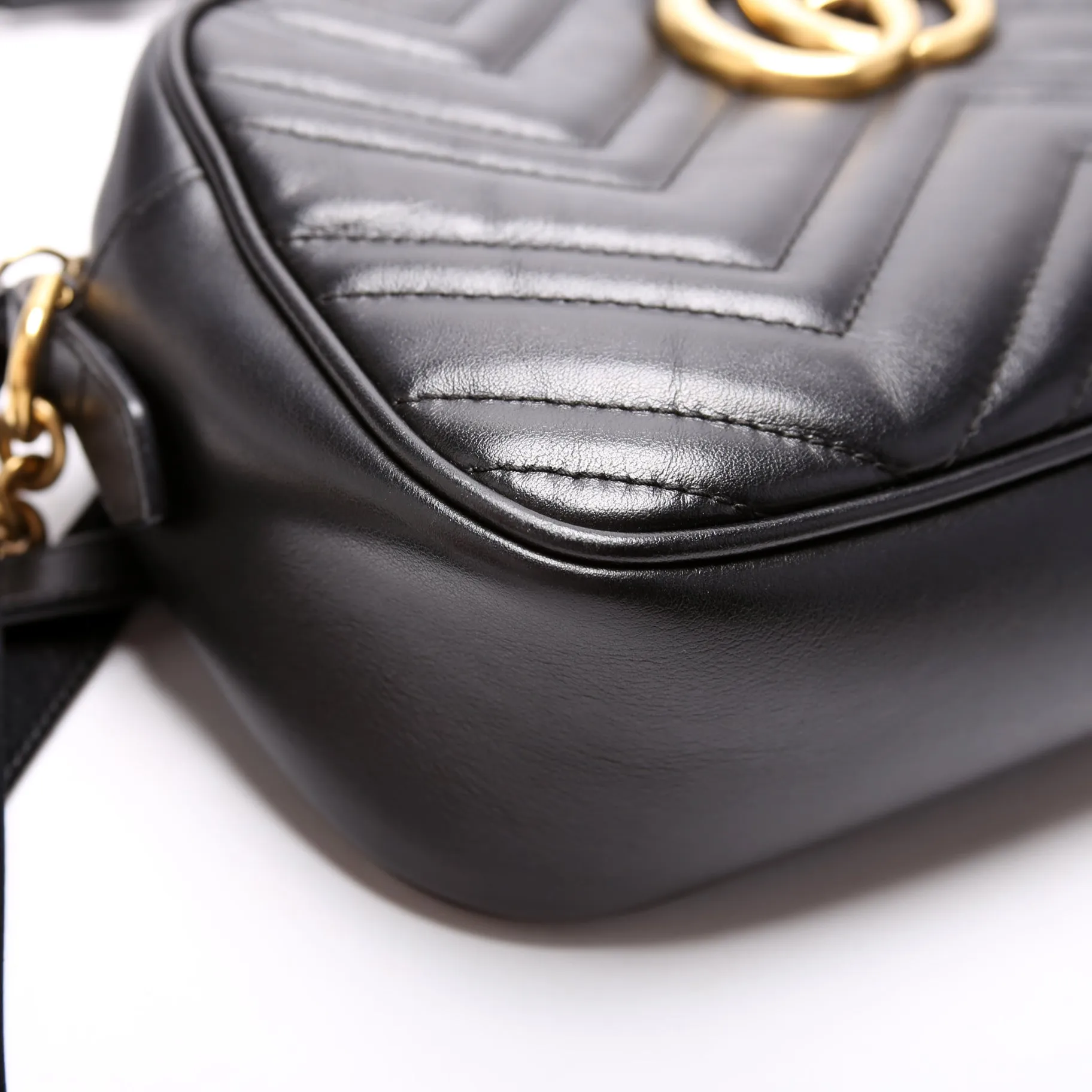 447632 Marmont Small Leather Camera Bag