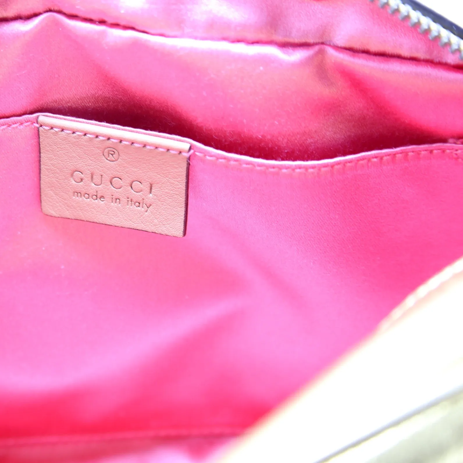 447632 Marmont Small Leather/Pearl Camera Bag