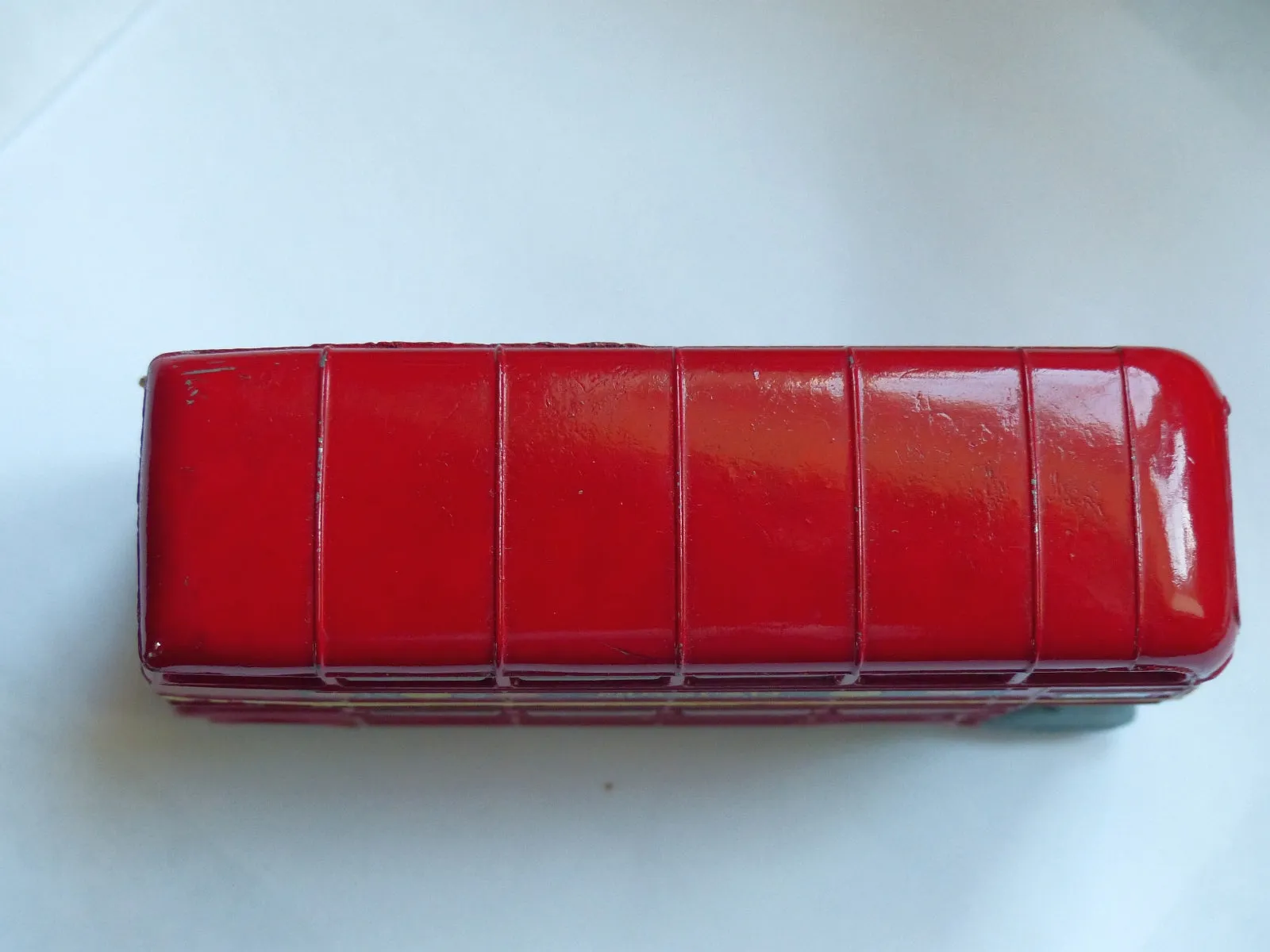 468 London Bus with cast wheels but no jewels (1)