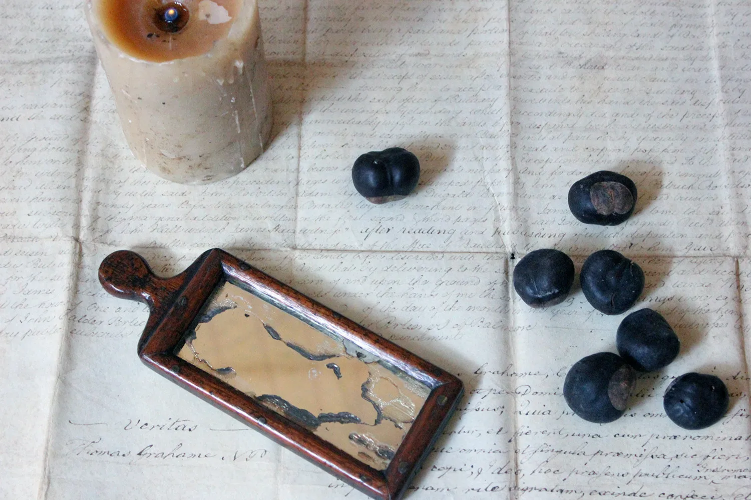 A Diminutive George III Period Hand Mirror c.1800
