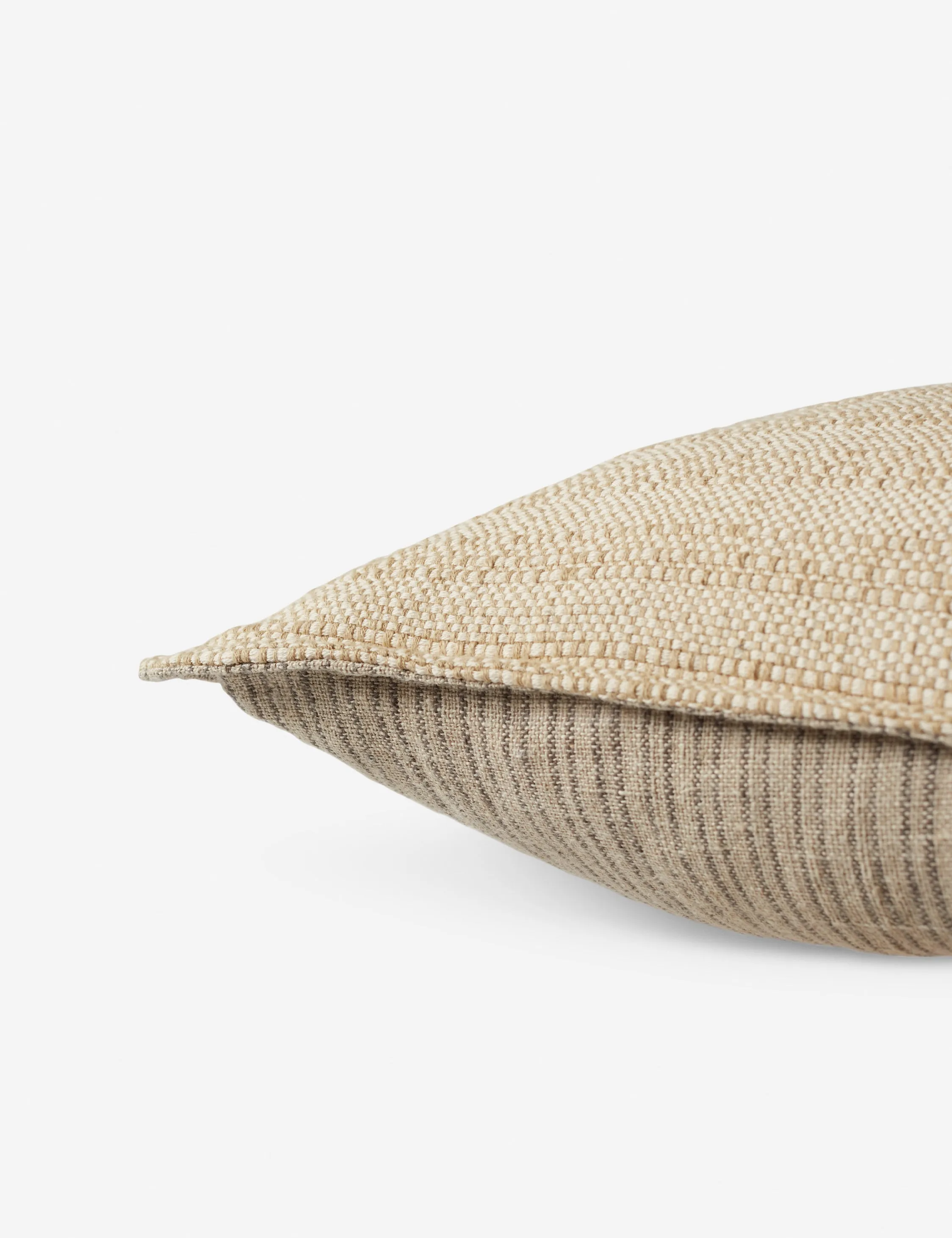 Edlund Pillow