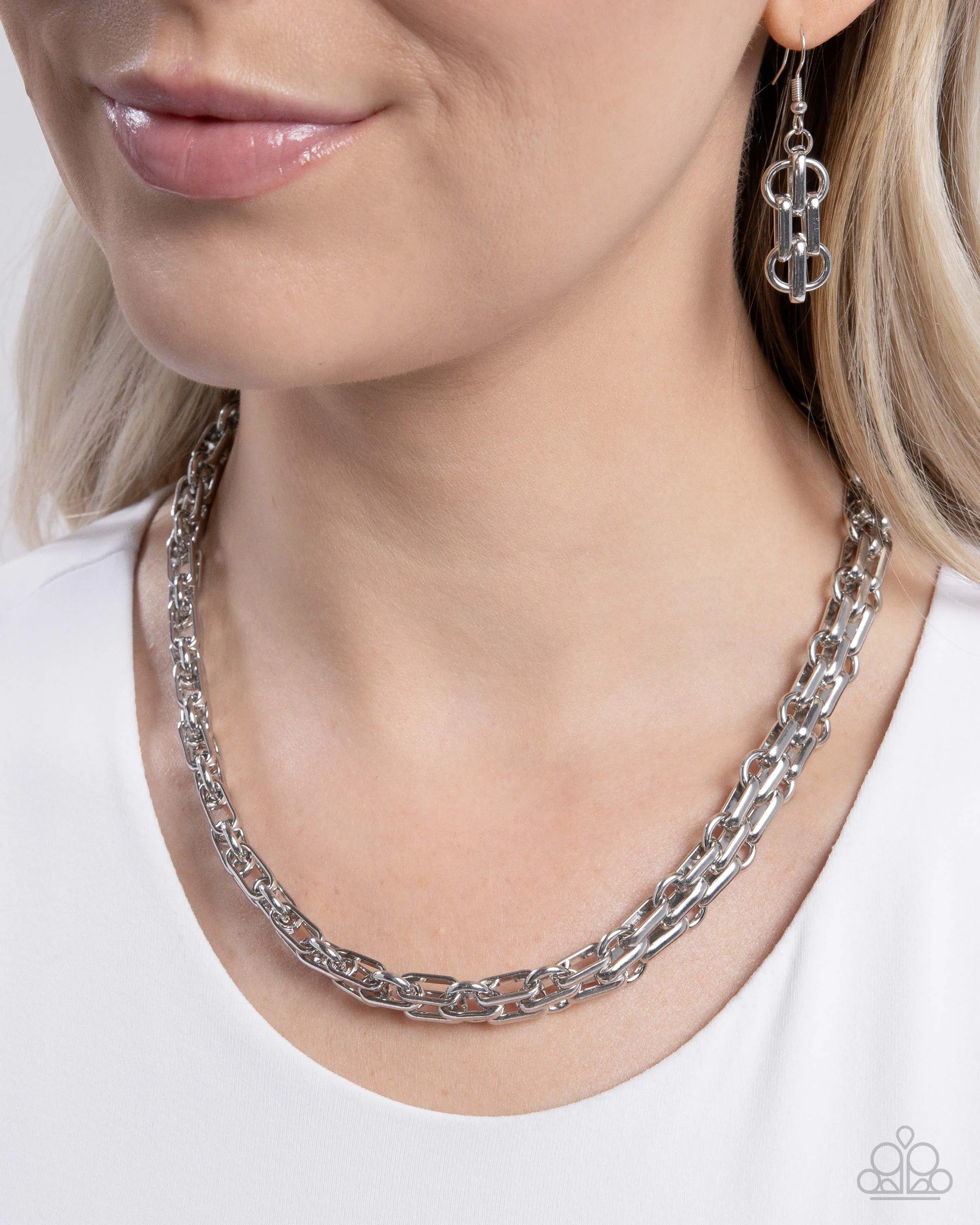 Paparazzi Dutiful Dance Necklace Silver & Immaculate Industry Necklace Silver