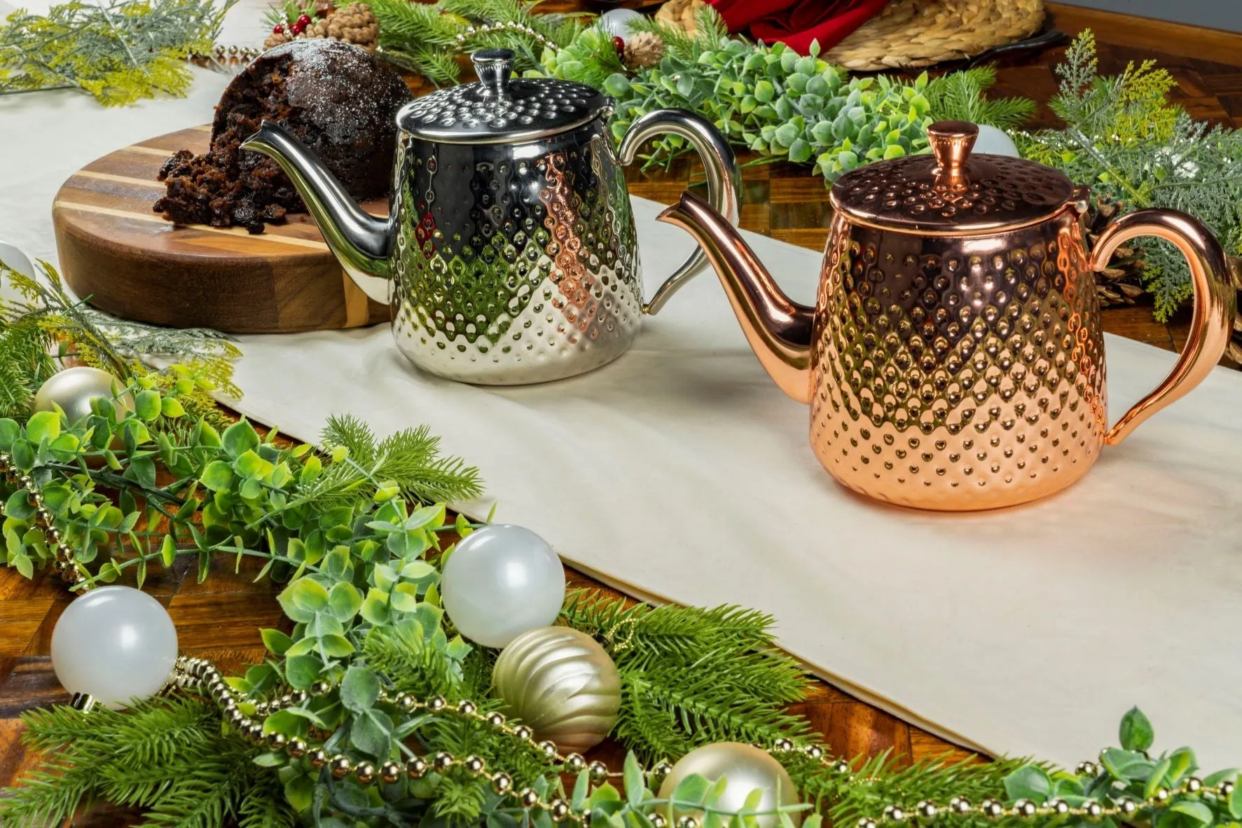 Sandringham 1L Teapot, Hammered Copper Finish